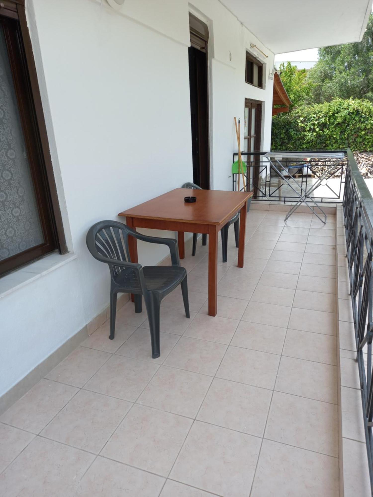 Petradaki Apartments Mola Kalyva Room photo